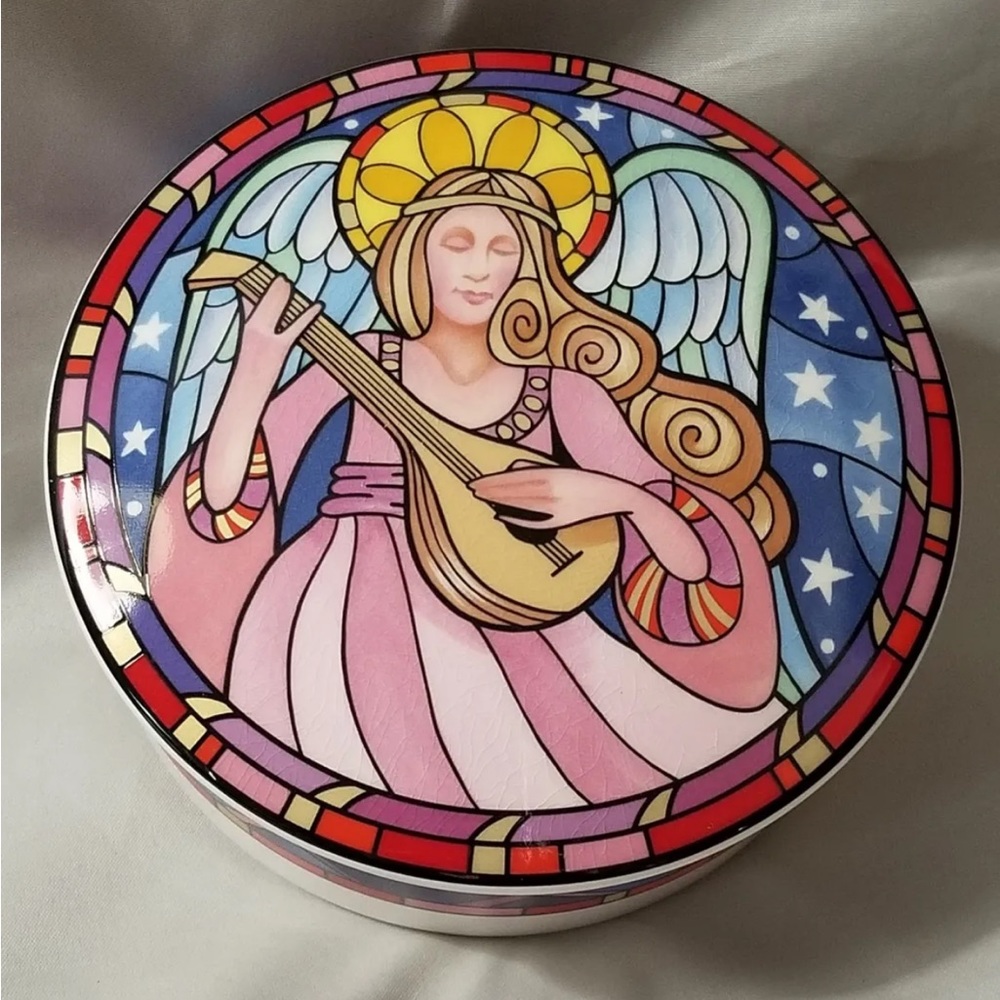 Mikasa Herald Angel Jewelry Box Candy Trinket Dish Round Covered with Lid